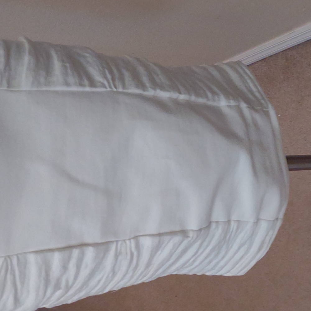COPY - BNWT Nicole Miller Creamy white rouched dress size 6 @denisecast - Picture 4 of 16